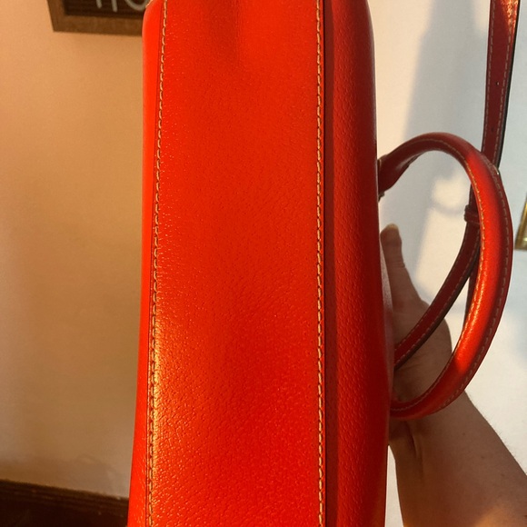 Kate Spade Red Satchel Crossbody with Structured Design - Picture 4 of 16